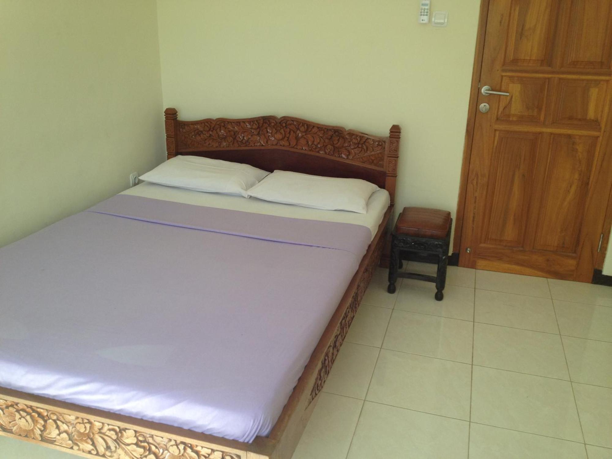 Astina Hotel Lovina Habitación foto